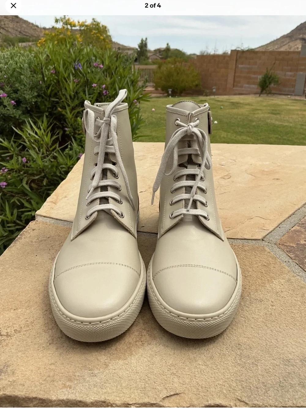 COMMON PROJECTS High-Top Lace-Up Men's Sneakers in Taupe / Light Beige